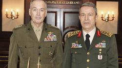 Hulusi Akar ve ABD'li Dunford Suriye hakkında görüştü