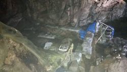 Tunceli'de teröristlerin sığınaklarına girildi