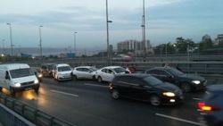 E-5 karayolunda 6 araç birbirine girdi