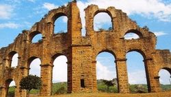 Aspendos’un ‘can damarları’ zamana direniyor