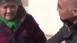 Çinli kadın 23 yıl sonra eşine kavuştu