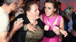 Topkapı'da minibüs devrildi