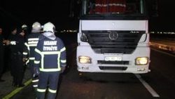 Aksaray'da tır iki kişiye çarptı