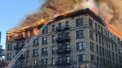 New York'taki büyük yangına 80 itfaiye gönderildi