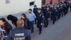 Uyuşturucu satıcılarına operasyon