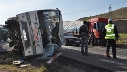 Kayseri'de trafik kazası: 27 yaralı