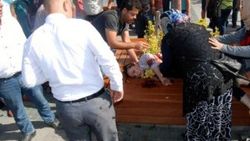 Boşanma davası açtı diye eşine kurşun yağdırdı