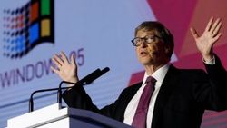 Bill Gates sahneye dışkıyla çıktı