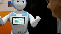 AB robotlara 'elektronik insan kimliği' verecek