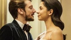 Beyza Şekerci'den eşi Engin Hepileri'ye ilan-ı aşk