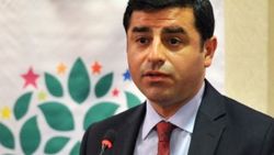 Demirtaş: Genelkurmay AK Parti'ye çalışmaktan vazgeçsin