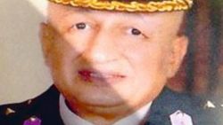 Emekli albay eşini öldürdükten sonra intihar etti