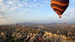 Kapadokya'nın balonlarına hava engeli