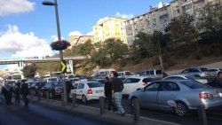 E-5'te trafik çift yönlü olarak durdu