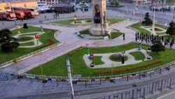 Taksim'de CHP'li gruba polis müdahalesi İZLE