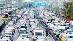 İstanbul'da bugün bazı yollar trafiğe kapatılacak