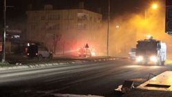 Silopi'de polis gösterilere Hücum Marşı'yla müdahale etti