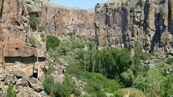 Turistler Ihlara Vadisi'ne ilgi gösteriyor