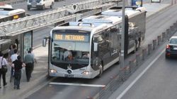Metrobüslerde şarjlı dönem başlıyor