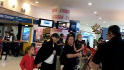 Ebru Gündeş kızıyla birlikte New York'ta