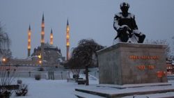 Kar kalınlığı Edirne'de 47 santimetreye ulaştı