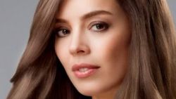Azra Akın: Dünya güzelliği hediye gibi