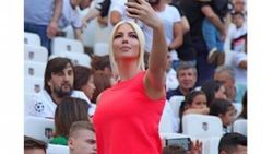 Beşiktaş'ın bonkör yengesi Jelena Karleusa