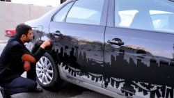 Bakü’de toz tutmuş otomobiller tablo oluyor