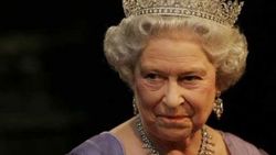 Kraliçe Elizabeth 37 bin dolar maaşa şoför arıyor
