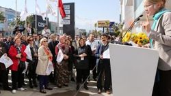 Emine Ülker Tarhan Antalya'da
