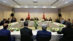 Cumhurbaşkanı Erdoğan 10 Muharrem İftarı'nda