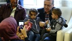 Cumhurbaşkanı Erdoğan'dan şehit ailelerine ziyaret