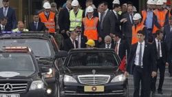 Cumhurbaşkanı Erdoğan'dan Başkanlık Binasına ziyaret