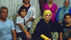 Emine Erdoğan'dan şehit ailesine ziyaret