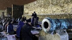 Erzurum'un ''ilk mescidi''nde sabah namazı