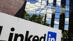 LinkedIn Twitter'i bile solladı