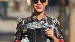 Beyonce kızıyla yürüyüşte görüntülendi