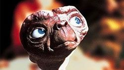 E.T. ölümsüzleşiyor