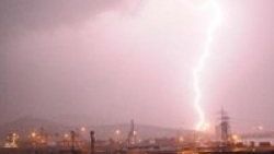İstanbul'da yıldırım düştü: 4 çocuk yaralandı