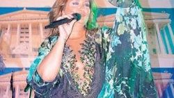 Finike Belediyesi'nde Sibel Can krizi-İzleyin