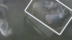 Arkadaşının gözlerini oydu ceza almadı