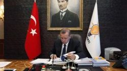 Başbakan'ın odasında dinleme cihazı bulundu iddiası