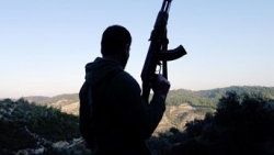 Suriye'de ölü sayısı 107'ye yükseldi