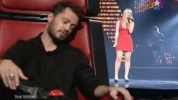Murat Boz yarışmacıya asıldı