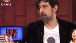 Okan Bayülgen'den Beyaz taklidi - Video
