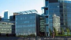 Nokia iflasa karşı direniyor