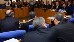 Komisyon'da 'çapsız' gerginliği
