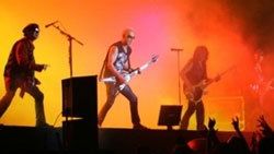 Scorpions İzmirliler'i coşturdu