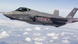 F-35'e bir yıl rötar