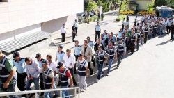62 kişilik çete çökertildi